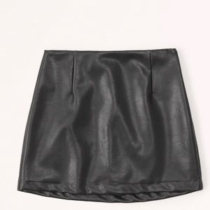 Vegan Leather mini skort